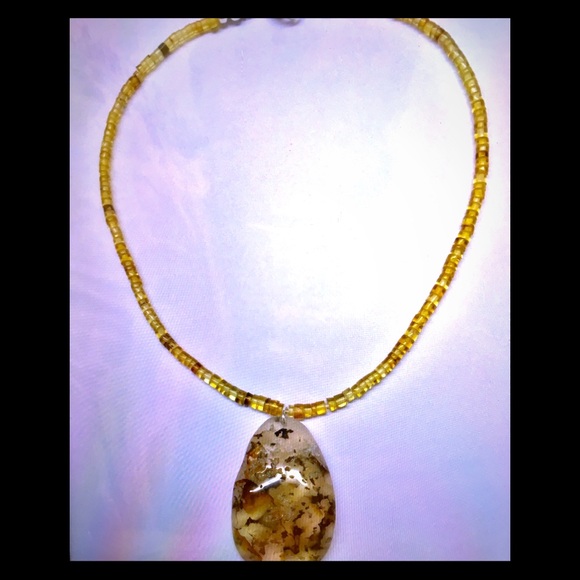 Genuine Amber Necklace - Picture 2 of 4